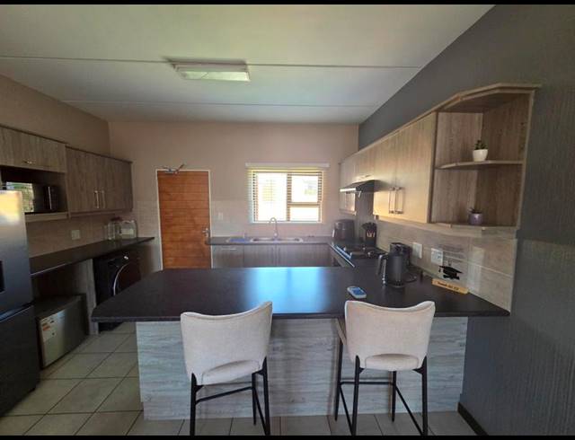 2 BEDROOM PROPERTY TO RENT IN WILGEHEUWEL
